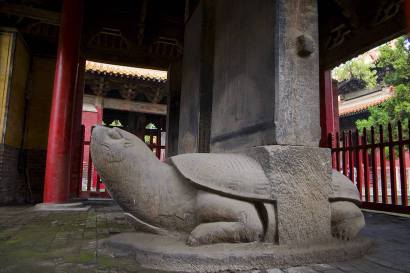 横图,神秘,石头,建筑,雕塑,孔庙,中国,亚洲,地砖,牌匾,房屋,墙,历史,山东,石雕,古代,石碑,旅游胜地,摄影,东亚,曲阜,孔子,中华人民共和国,古远,彩图,庙,bj174