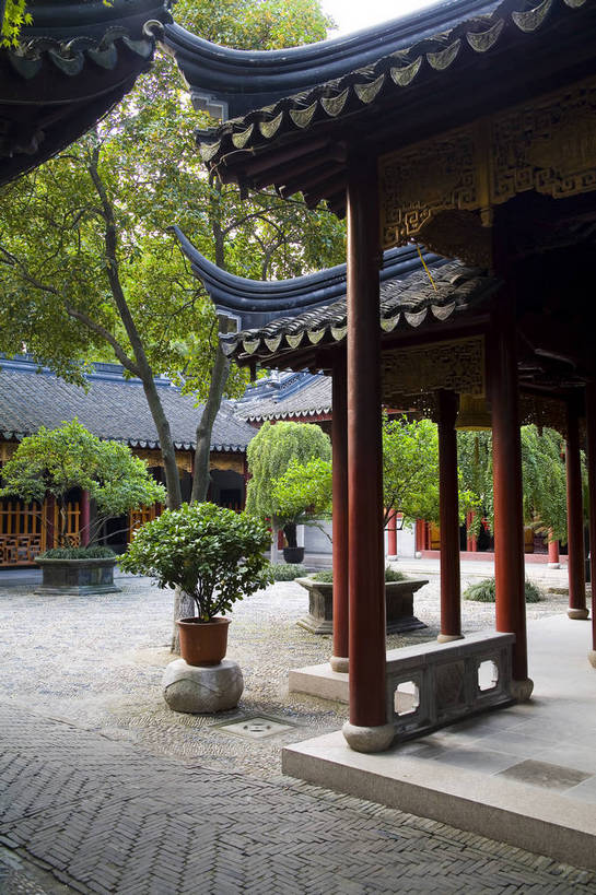 公园,竖图,彩色,室外,白天,旅游,度假,名胜古迹,标志建筑,地标,建筑,中国,遗迹,图片,庭院,建筑群,院子,走廊,盆景,古典,古迹,文物,娱乐,建设,古建筑,江苏,苏州,石雕,树木,享受,休闲,旅游胜地,放松,竖,摄影,回廊,园林,中国文化,古文明,东亚,寒山寺,苏州园林,旅行,传统文化,bj174