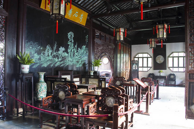 横图,彩色,室内,白天,旅游,度假,名胜古迹,家具,标志建筑,地标,建筑,木雕,中国,遗迹,民俗,灯笼,图片,建筑群,古典,古迹,文物,娱乐,建设,古建筑,江苏,苏州,享受,休闲,旅游胜地,放松,摄影,字画,中国文化,古文明,东亚,留园,旅行,传统文化,bj174