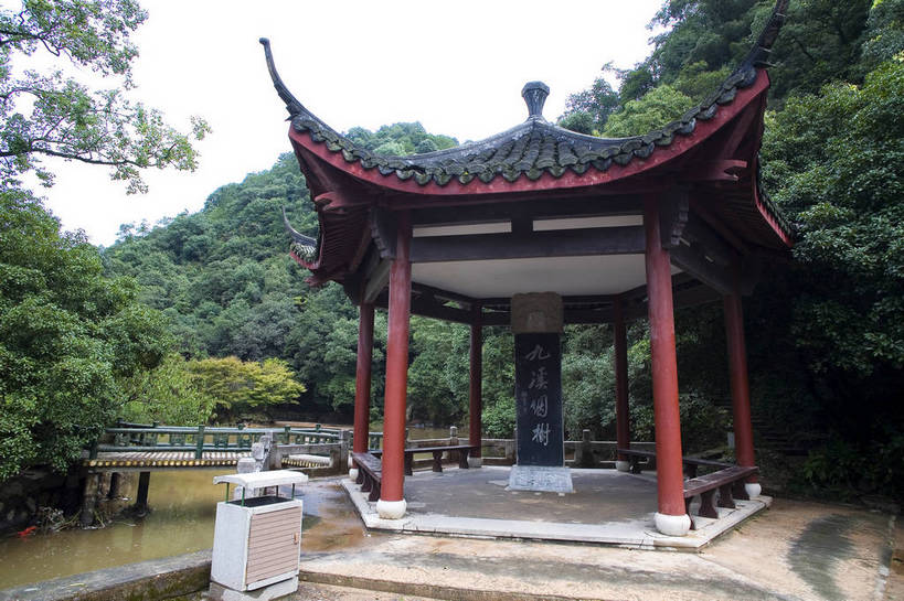 横图,彩色,室外,白天,旅游,度假,美景,名胜古迹,标志建筑,地标,建筑,杭州西湖,西湖,中国,亚洲,遗迹,图片,房屋,楼阁,亭子,屋子,景观,文化遗产,美丽,古迹,文物,娱乐,建设,古建筑,浙江,楼房,浙江省,自然,凉亭,湖水,享受,休闲,旅游胜地,景色,放松,摄影,古代建筑,杭州,美好,文明,中国文化,自然风光,古文明,东亚,杭州市,中华人民共和国,华东地区,省会,浙,亭台楼阁,彩图,旅行,房子,架空,西湖新十景,九溪十八涧,九溪烟树,bj174