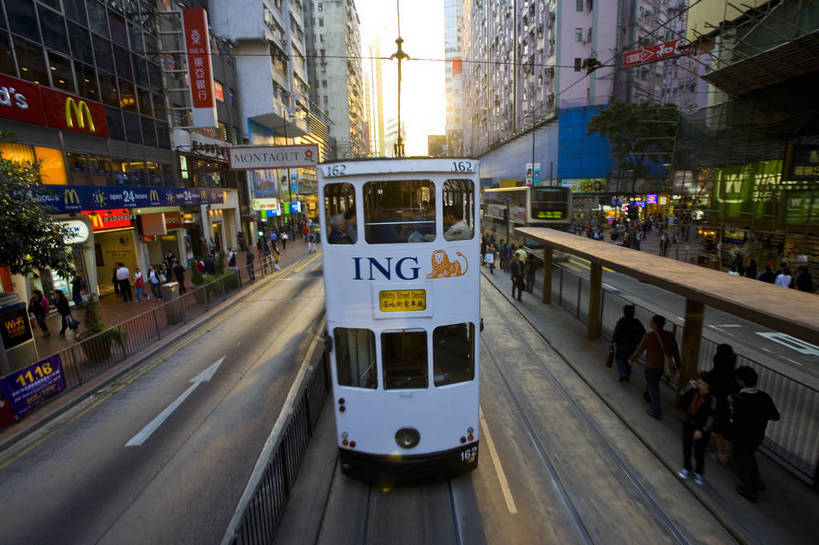 人群,横图,彩色,室外,白天,旅游,度假,美景,名胜古迹,城市风光,标志建筑,城市,道路,地标,建筑,摩天大楼,汽车,香港,中国,亚洲,繁华,遗迹,图片,景观,建筑群,车流,交通,古迹,文物,娱乐,建设,现代,古建筑,现代建筑,人流,一群人,享受,休闲,旅游胜地,摩天大厦,景色,放松,摄影,古文明,东亚,发展,中华人民共和国,繁荣,发达,马路,彩图,高楼,bj174