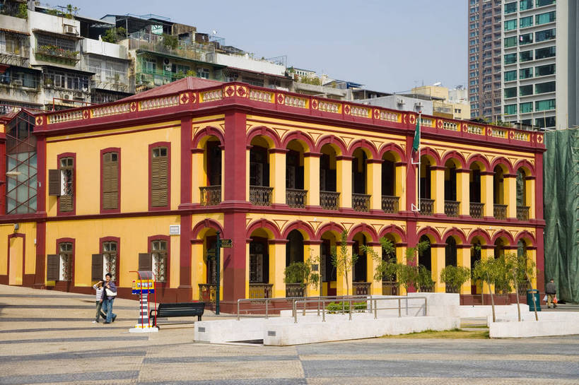 横图,彩色,室外,白天,旅游,度假,名胜古迹,标志建筑,地标,建筑,澳门,中国,亚洲,遗迹,图片,文化遗产,古迹,历史,文物,娱乐,建设,古建筑,享受,休闲,旅游胜地,放松,摄影,欧式建筑,古文明,东亚,港澳台,中华人民共和国,澳门特别行政区,澳,彩图,旅行,大炮台,大三巴炮台,圣保禄炮台,中央炮台,bj174