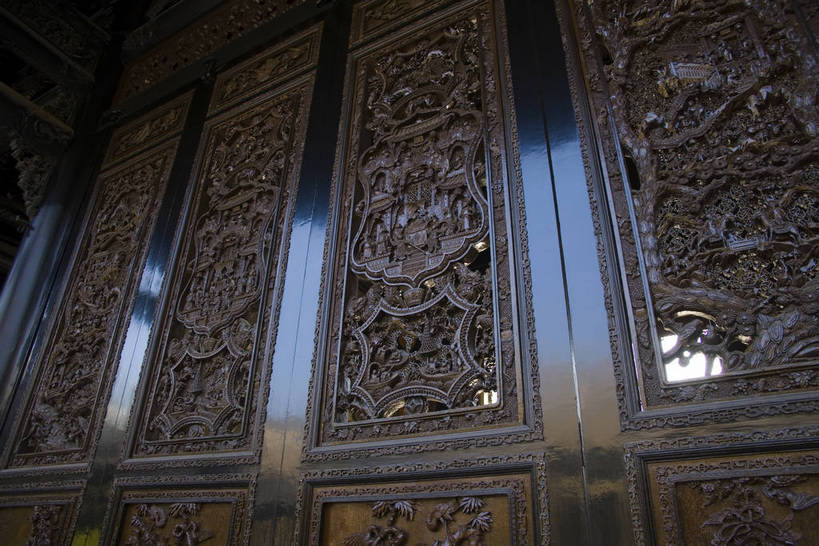 横图,彩色,室内,白天,旅游,度假,美景,城市风光,标志建筑,城市,地标,建筑,广州,中国,亚洲,花纹,风俗,艺术,木制,雕刻,浮雕,图案,纹理,景观,建筑群,艺术品,古典,教育,文化,娱乐,建设,传统,特色,木制品,天,享受,休闲,景色,放松,精神,摄影,精致,居住,学堂,美好,中国文化,传说,特殊,精美,参观,青砖,东亚,广东省,中华人民共和国,广州市,民族文化,书院,雕琢,流传,制度,特别,陈家祠,彩图,观光,旅行,bj174