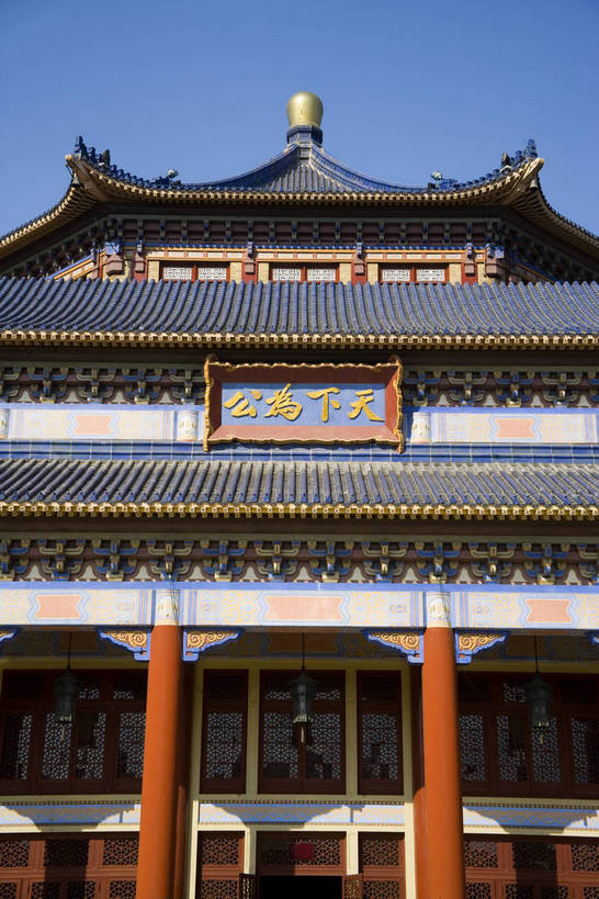 竖图,彩色,室内,旅游,度假,美景,城市风光,标志建筑,城市,地标,建筑,广州,中国,亚洲,风俗,艺术,雕像,塑像,景观,建筑群,古典,娱乐,建设,传统,特色,享受,休闲,景色,放松,精神,竖,摄影,经济,纪念,矗立,中国文化,耸立,领袖,参观,东亚,发展,广东省,孙中山,中华人民共和国,广州市,民族文化,革命,挺立,勇士,繁荣,英雄,进步,发达,制度,伟人,特别,彩图,观光,旅行,孙中山纪念堂,bj174