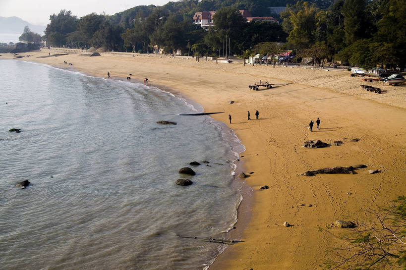 游泳,人群,横图,彩色,室外,旅游,度假,美景,名胜古迹,沙滩,树林,水,天际线,别墅,城市风光,标志建筑,城市,大厦,地标,建筑,鼓浪屿,中国,亚洲,遗迹,海边,景观,古迹,文物,娱乐,建设,现代,古建筑,厦门,现代建筑,特色,树,树木,白云,蓝天,海水,绿地,绿化带,天,享受,休闲,广阔,旅游胜地,景色,放松,摄影,生活方式,细沙,经济,轮廓,居住,海滨,度假村,美好,文明,参观,古文明,东亚,发展,福建省,厦门市,中华人民共和国,开阔,繁荣,进步,发达,交流,海滩,彩图,观光,旅行,高楼,居住区,bj174