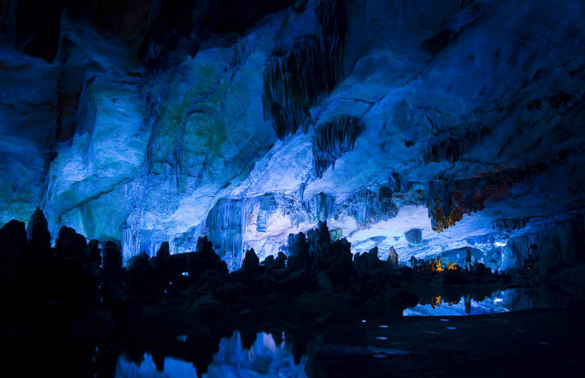 横图,彩色,旅游,度假,探险,名胜古迹,标志建筑,地标,建筑,桂林,中国,亚洲,遗迹,化石,洞,景观,灯光,古迹,历史,文物,娱乐,建设,古建筑,自然,享受,休闲,旅游胜地,放松,摄影,地理,精致,广西,姿态,美好,美妙,溶洞,神奇,古文明,东亚,地貌,广西壮族自治区,中华人民共和国,桂林市,桂,华南地区,灯火辉煌,奇异,自然景观,旅行,芦笛岩,地质,bj174