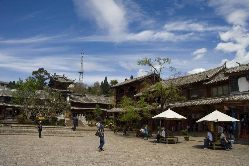 横图,彩色,室外,白天,旅游,标志建筑,地标,建筑,丽江,中国,亚洲,民俗,景观,文化遗产,古城,建筑群,古典,建设,云南,民居,特色,古镇,景色,摄影,人文景观,中国文化,东亚,中华人民共和国,民族建筑,古代文明,旅行,传统文化,bj174