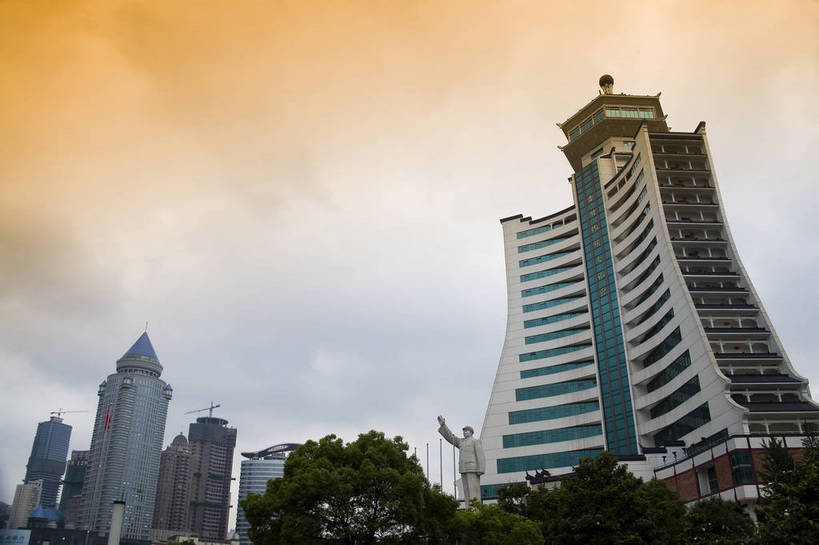 横图,室外,白天,旅游,度假,名胜古迹,城市风光,标志建筑,城市,大厦,道路,地标,建筑,中国,亚洲,遗迹,景观,建筑群,交通,都市,古迹,文物,娱乐,建设,现代,古建筑,现代建筑,享受,休闲,旅游胜地,商务楼,放松,运输,经济,古文明,东亚,发展,贵州,贵州省,贵阳,中华人民共和国,省会,黔,西南地区,贵阳市,繁荣,进步,发达,旅行,贵州民族文化宫,bj174