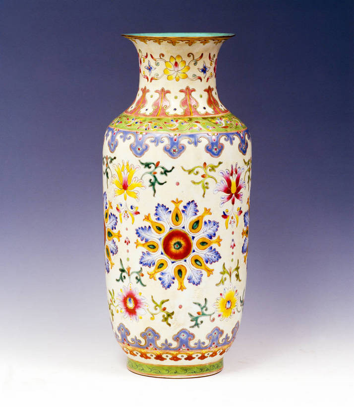 竖图,室内,静物,花瓶,中国,亚洲,艺术,瓷器,手工艺品,艺术品,历史,文化,传统,摄影,珍宝,东亚,中华人民共和国,彩图,bj174