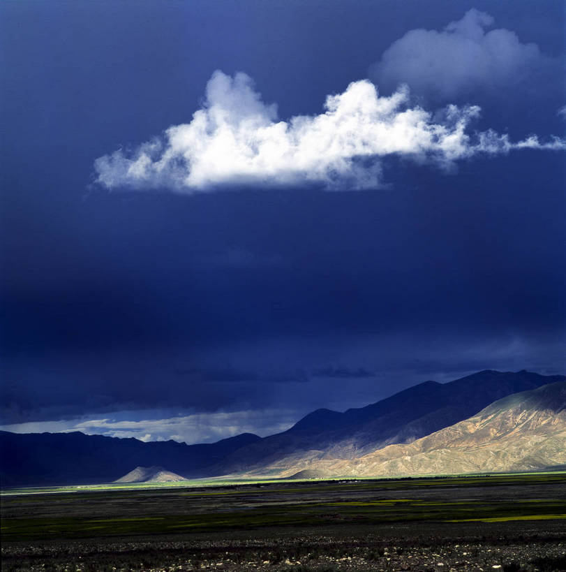 竖图,草原,山脉,树林,中国,亚洲,西藏,白云,蓝天,竖,摄影,晴朗,矗立,耸立,东亚,中华人民共和国,挺立,彩图,bj174