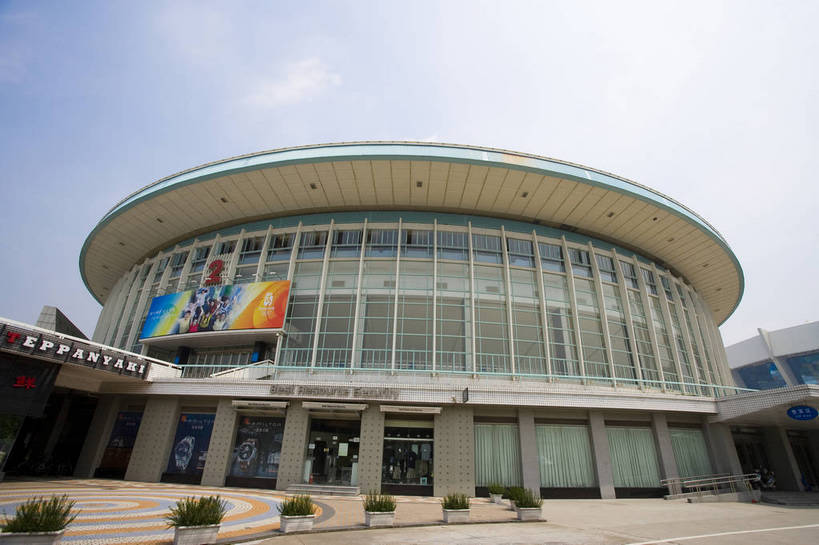 体育馆,横图,彩色,室外,特写,白天,旅游,度假,名胜古迹,标志建筑,地标,建筑,上海,中国,亚洲,遗迹,古迹,文物,娱乐,建设,古建筑,现代建筑,地标建筑,享受,休闲,旅游胜地,放松,摄影,公共设施,古文明,东亚,上海体育馆,中华人民共和国,旅行,bj174