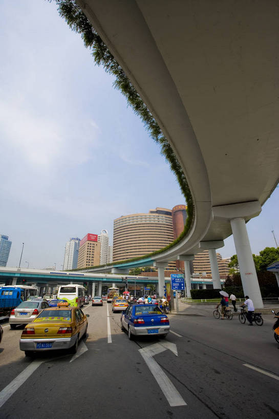 竖图,彩色,室外,白天,旅游,美景,城市风光,大桥,道路,街道,路,桥梁,公路,上海,中国,亚洲,景观,高架,桥,轨道交通,交通,景色,运输,摄影,申,高架桥,东亚,上海体育馆,徐汇区,上海大舞台,上海市,高架道路,跨线桥,中华人民共和国,沪,华东地区,马路,旅行,轻轨,万人体育馆,bj174