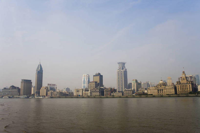 横图,彩色,室外,白天,办公楼,河流,大厦,建筑,上海,中国,亚洲,建筑群,黄浦江,历史建筑,外滩,远景,摩天大厦,摄影,欧式建筑,金融中心,东亚,中华人民共和国,江,大楼,bj174