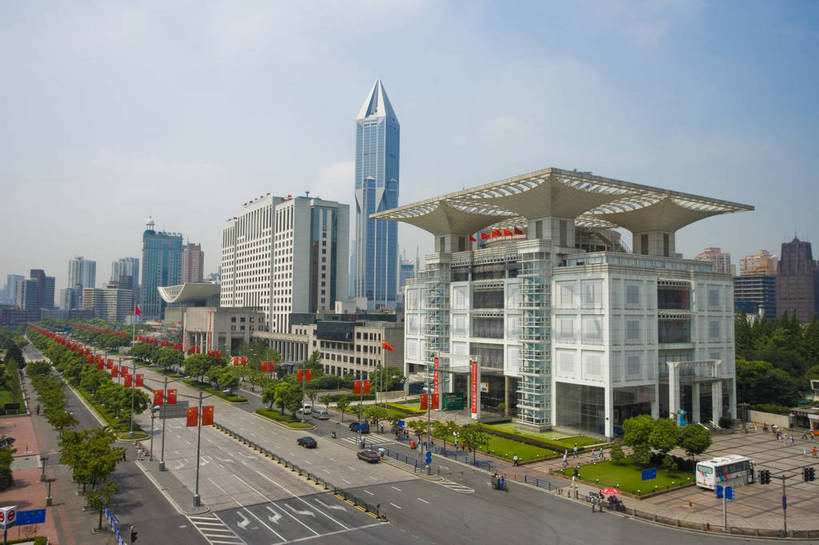 横图,彩色,室外,白天,旅游,度假,办公楼,美景,名胜古迹,城市风光,标志建筑,大厦,道路,地标,建筑,街道,路,公路,上海,中国,亚洲,遗迹,景观,建筑群,交通,古迹,文物,娱乐,建设,古建筑,蓝天,地标建筑,人民广场,享受,休闲,旅游胜地,景色,放松,摄影,上海城市规划馆,申,黄浦区,古文明,东亚,上海城市规划展示馆,上海市,中华人民共和国,沪,华东地区,上海人民广场,马路,旅行,上海城市规划展览馆,bj174