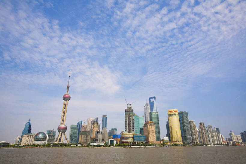 横图,全景,彩色,室外,白天,办公楼,河流,大厦,建筑,上海,中国,亚洲,东方明珠,黄浦江,金茂大厦,浦东,白云,蓝天,外滩,远景,摩天大厦,摄影,环球金融中心,电视塔,金融中心,东亚,中华人民共和国,江,大楼,bj174