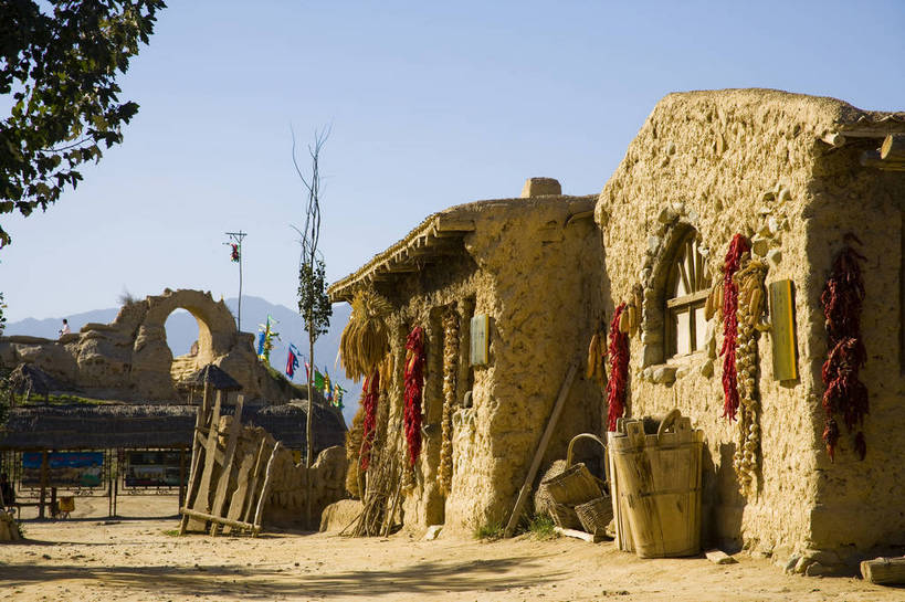 无人,横图,彩色,室外,特写,白天,旅游,度假,名胜古迹,标志建筑,地标,建筑,中国,亚洲,遗迹,古迹,文物,娱乐,建设,古建筑,享受,休闲,旅游胜地,放松,摄影,人文景观,古代建筑,中国文化,古文明,东亚,宁夏,银川,镇北堡影视城,影视城,首府,中华人民共和国,西北地区,银川市,宁夏回族自治区,宁,旅行,镇北堡,镇北堡西部影视城,bj174