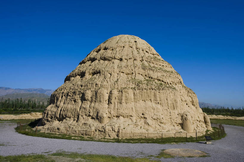 无人,横图,彩色,室外,特写,白天,旅游,度假,名胜古迹,标志建筑,地标,建筑,中国,亚洲,遗迹,文化遗产,古迹,文物,娱乐,建设,古建筑,享受,休闲,旅游胜地,放松,摄影,人文景观,古代建筑,陵墓,中国文化,古文明,东亚,宁夏,西夏王陵,银川,中华人民共和国,旅行,bj174