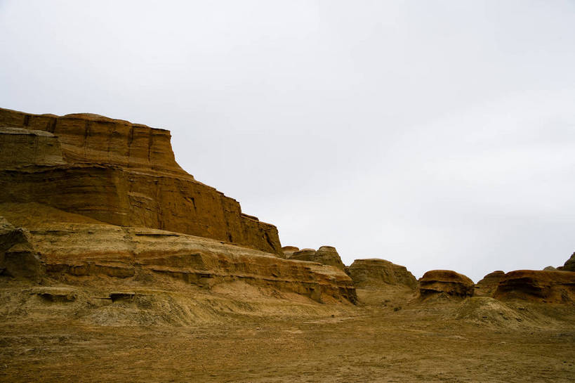 无人,横图,彩色,室外,特写,白天,旅游,度假,名胜古迹,峡谷,标志建筑,地标,建筑,中国,亚洲,遗迹,古迹,文物,娱乐,建设,古建筑,自然,奇石,享受,休闲,旅游胜地,放松,摄影,自然风光,古文明,东亚,地貌,魔鬼城,新疆,乌尔禾风城,克拉玛依,中华人民共和国,新疆维吾尔自治区,西北地区,克拉玛依市,石头城,旅行,准噶尔,准噶尔盆地,地质,新,bj174