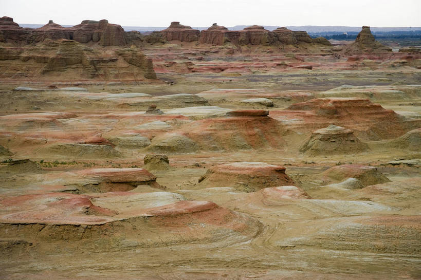 无人,横图,彩色,室外,特写,白天,旅游,度假,名胜古迹,峡谷,标志建筑,地标,建筑,中国,亚洲,遗迹,古迹,文物,娱乐,建设,古建筑,自然,奇石,享受,休闲,旅游胜地,放松,摄影,自然风光,古文明,东亚,地貌,魔鬼城,新疆,乌尔禾风城,克拉玛依,中华人民共和国,新疆维吾尔自治区,西北地区,克拉玛依市,石头城,旅行,准噶尔,准噶尔盆地,地质,新,bj174