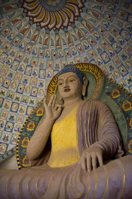 无人,竖图,彩色,室内,特写,白天,旅游,度假,名胜古迹,标志建筑,地标,建筑,中国,亚洲,遗迹,佛像,文化遗产,古迹,文物,娱乐,建设,佛,古建筑,壁画,享受,休闲,旅游胜地,放松,竖,摄影,人文景观,古代建筑,古堡,中国文化,古文明,东亚,火焰山,吐鲁番,新疆,中华人民共和国,新疆维吾尔自治区,西北地区,旅行,火洲,吐鲁番地区,新,阿斯塔那古墓群,bj174