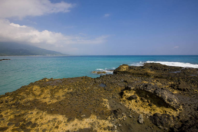 无人,公园,横图,彩色,室外,白天,旅游,度假,海浪,名胜古迹,标志建筑,地标,建筑,台湾,中国,亚洲,遗迹,海岸,海湾,古迹,文物,娱乐,建设,古建筑,蓝天,享受,休闲,旅游胜地,放松,摄影,海滨,古文明,东亚,三仙台,中华人民共和国,海,海滩,旅行,bj174