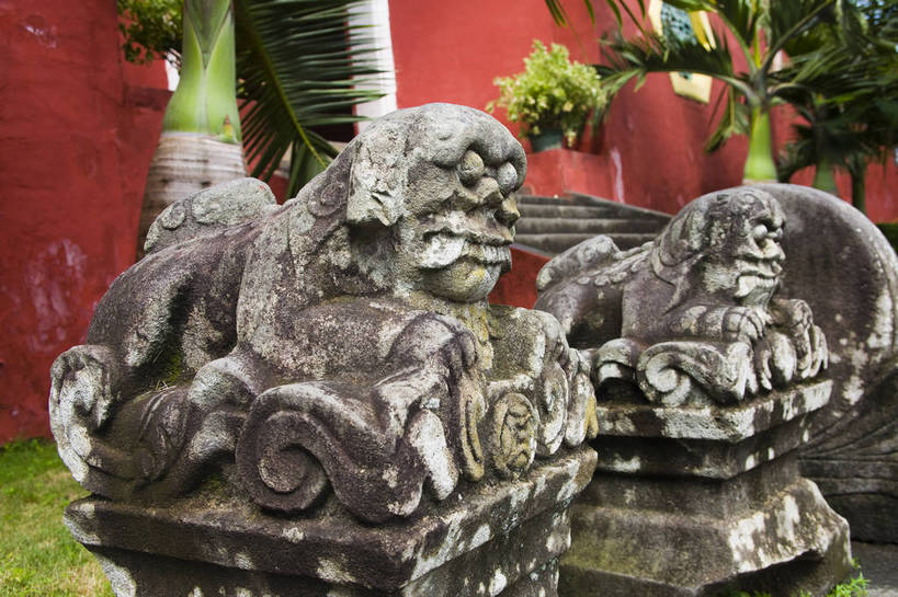 无人,横图,彩色,室外,特写,白天,旅游,标志建筑,地标,建筑,雕塑,中国,亚洲,艺术,装饰,雕刻,雕像,景观,建筑群,古典,建设,石雕,海南,工艺品,石狮,休闲,旅游胜地,摄影,海南省,纪念,美术,主题,陈列,东亚,中华人民共和国,华南地区,省会,功能,美学,海口,海口市,琼,旅行,琼山,琼山区,琼台福地,五公祠,bj174