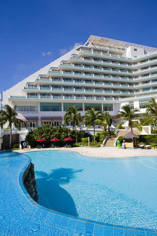 无人,竖图,彩色,室外,白天,旅游,树林,建筑,酒店,三亚,中国,亚洲,躺椅,景观,海湾,海南,天空,休闲,旅游胜地,竖,摄影,海南省,度假村,东亚,三亚市,中华人民共和国,华南地区,琼,旅行,旅店,亚龙湾,亚龙湾国家旅游度假区,三亚凯莱度假酒店,bj174