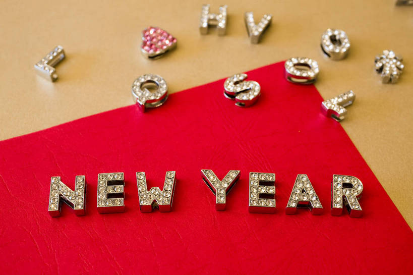 无人,横图,彩色,室内,静物,中国,新年,许多,节日,艺术,英文,图片,字母,艺术品,很多,文化,物品,装饰品,饰品,工艺品,多个,心形,摄影,陈列,东亚,影棚拍摄,bj174