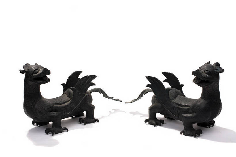 横图,彩色,静物,金属制品,中国,金属,神兽,雕刻,图片,文化遗产,艺术品,古典,历史,文化,文物,装饰品,古代,两个,工艺品,摄影,古董,古物,中国文化,古玩,东亚,青铜,青铜器,古远,古代文明,美术工艺,影棚拍摄,传统文化,青铜制品,错金银双翼神兽,bj174