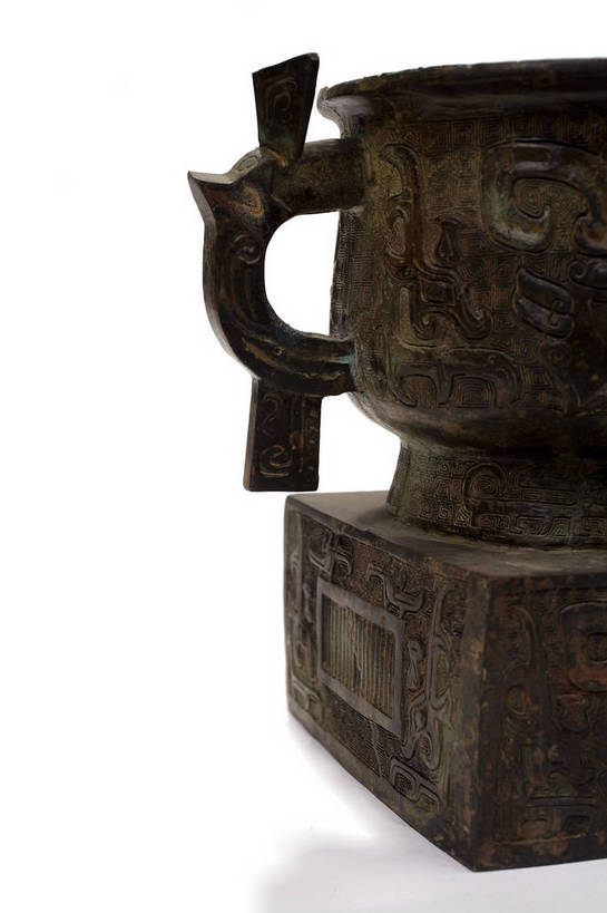 竖图,彩色,静物,金属制品,中国,金属,雕刻,图片,文化遗产,艺术品,历史,文物,装饰品,古代,一个,摄影,单个,古董,中国文化,东亚,青铜,青铜器,古远,古代文明,美术工艺,影棚拍摄,传统文化,青铜制品,利簋,武王征商簋,西周利簋,bj174