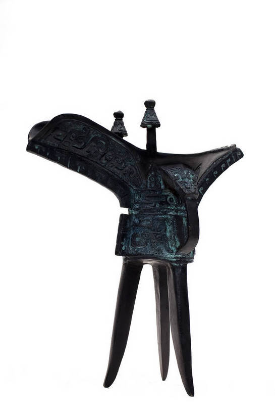 竖图,彩色,静物,杯子,中国,雕刻,图片,文化遗产,艺术品,历史,文物,装饰品,古代,一个,酒杯,摄影,单个,古董,中国文化,东亚,青铜器,古远,古代文明,美术工艺,影棚拍摄,传统文化,爵,爵杯,bj174