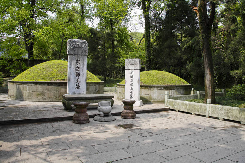 寺庙,横图,彩色,室外,白天,旅游,名胜古迹,标志建筑,地标,建筑,中国,亚洲,图片,建筑群,古典,建设,浙江,石雕,台阶,树木,浙江省,石碑,墓碑,墓地,旅游胜地,摄影,杭州,东亚,杭州市,岳飞,中华人民共和国,华东地区,省会,浙,民族英雄,西湖区,旅行,庙,岳飞庙,岳坟,岳飞墓,杭州岳庙,岳王庙,bj174