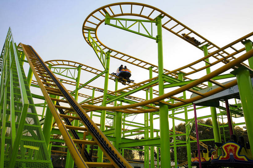 横图,彩色,室外,特写,白天,仰视,旅游,度假,名胜古迹,标志建筑,地标,建筑,游乐场,上海,中国,遗迹,图片,轨道,古迹,文物,娱乐,建设,古建筑,车,娱乐设施,享受,休闲,旅游胜地,放松,摄影,古文明,东亚,旅行,bj174