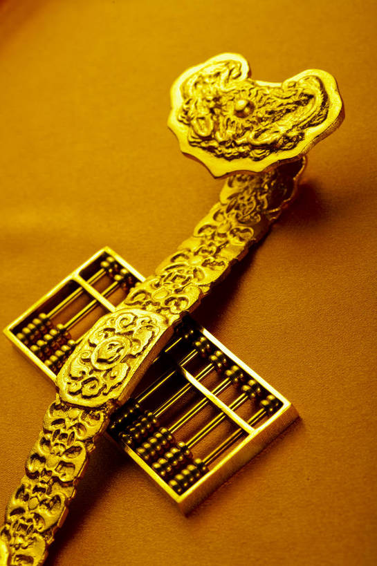 竖图,彩色,背景,算盘,静物,中国,图片,纹理,银色,艺术品,物品,装饰品,两个,财富,摄影,中国文化,东亚,如意,美术工艺,影棚拍摄,传统文化,bj174