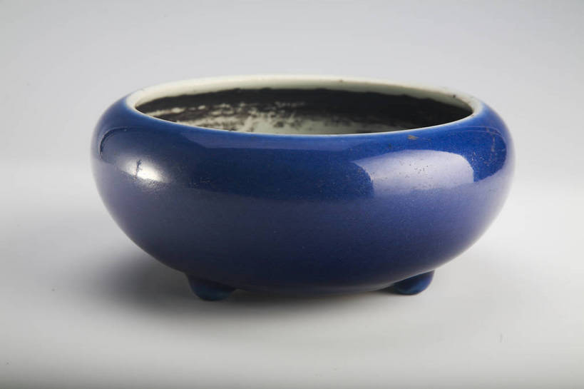 横图,彩色,绘画,静物,中国,彩绘,瓷器,图片,陶瓷,文化遗产,办公用品,艺术品,历史,文物,文具,装饰品,古代,一个,学习用品,工艺品,摄影,单个,古董,文具用品,陶艺,中国文化,东亚,古远,彩釉,古代文明,美术工艺,画画,影棚拍摄,传统文化,笔洗,蓝釉,bj174