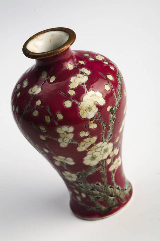 竖图,彩色,静物,中国,彩绘,瓷器,图片,陶瓷,文化遗产,艺术品,历史,文物,装饰品,古代,一个,工艺品,摄影,单个,古董,中国文化,瓷瓶,东亚,古远,彩釉,古代文明,美术工艺,影棚拍摄,传统文化,bj174