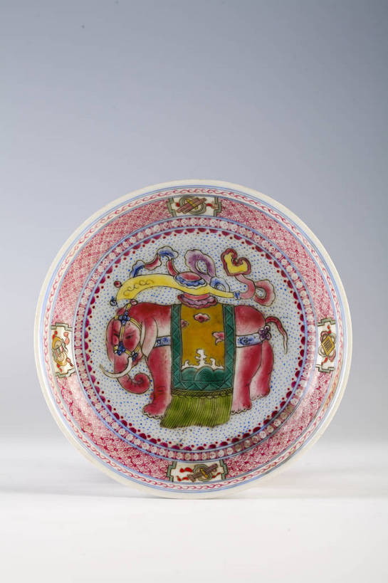 竖图,彩色,绘画,静物,中国,彩绘,瓷器,图片,陶瓷,文化遗产,陶瓷制品,艺术品,历史,文物,装饰品,古代,一个,瓶子,工艺品,摄影,单个,古董,陶艺,中国文化,东亚,古远,彩釉,古代文明,美术工艺,画画,影棚拍摄,传统文化,bj174