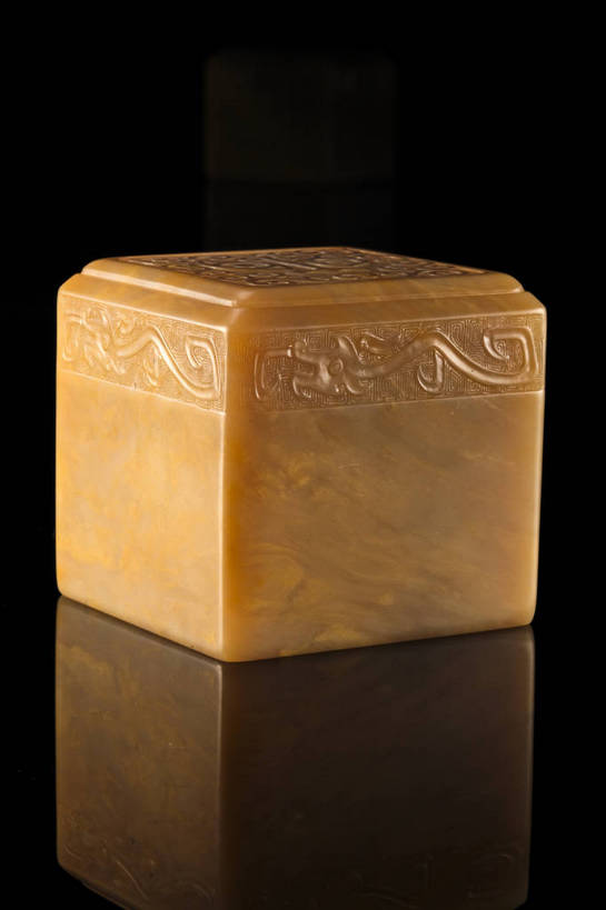 竖图,彩色,静物,中国,雕刻,图片,文化遗产,艺术品,历史,文物,石雕,装饰品,古代,一个,工艺品,摄影,单个,古董,中国文化,东亚,古远,古代文明,美术工艺,寿山石,寿山石雕,影棚拍摄,玉玺,传统文化,bj174