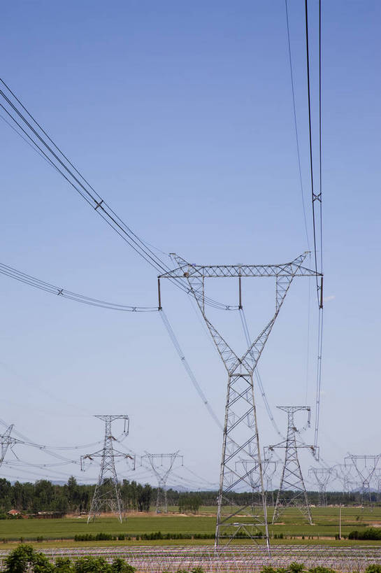 竖图,彩色,旅游,田园,道路,高速公路,北京,中国,亚洲,图片,乡村,摄影,电网,文明,高压线,东亚,中华人民共和国,北京市,京,北平,华北地区,河北,河北省,冀,高压塔,承德,承德市,旅行,京承高速公路,bj174