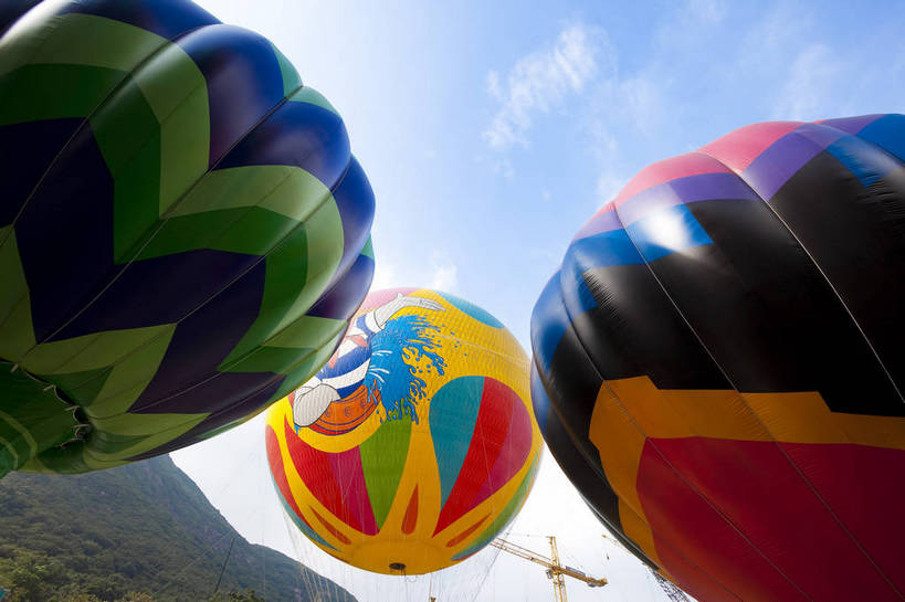 无人,横图,彩色,室外,特写,白天,仰视,旅游,度假,名胜古迹,标志建筑,城市,地标,建筑,香港,中国,遗迹,图片,古迹,文物,娱乐,建设,现代,飞,古建筑,彩球,海洋公园,热气球,享受,休闲,旅游胜地,放松,都市风光,文明,中国文化,古文明,繁荣,旅行,bj174