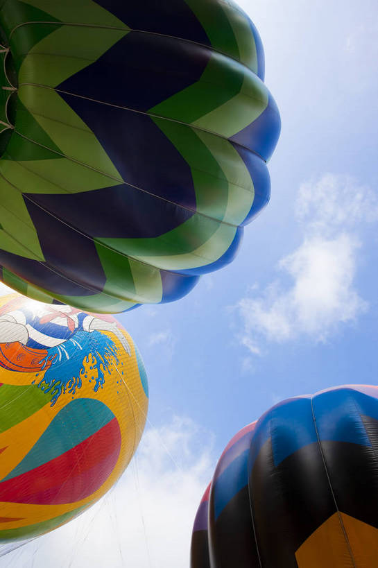 无人,竖图,彩色,室外,特写,白天,仰视,旅游,度假,名胜古迹,标志建筑,城市,地标,建筑,香港,中国,遗迹,图片,古迹,文物,娱乐,建设,现代,飞,古建筑,彩球,海洋公园,热气球,享受,休闲,旅游胜地,放松,都市风光,文明,中国文化,古文明,繁荣,旅行,bj174