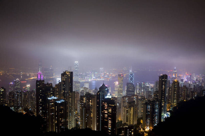 无人,横图,彩色,室外,旅游,度假,名胜古迹,山,标志建筑,城市,地标,建筑,夜景,香港,中国,远眺,遗迹,图片,建筑群,海湾,古迹,文物,娱乐,建设,现代,古建筑,地标建筑,享受,休闲,旅游胜地,摩天大厦,放松,都市风光,文明,中国文化,古文明,灯火辉煌,繁荣,太平山,旅行,bj174