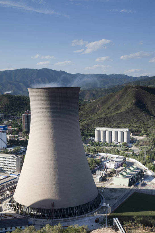 无人,工厂,竖图,室外,白天,旅游,北京,中国,设备,现代,工业,经济,冶炼,东亚,繁荣,炼钢,旅行,制造厂,生产工厂,首钢,高炉,冶炼设备,bj174