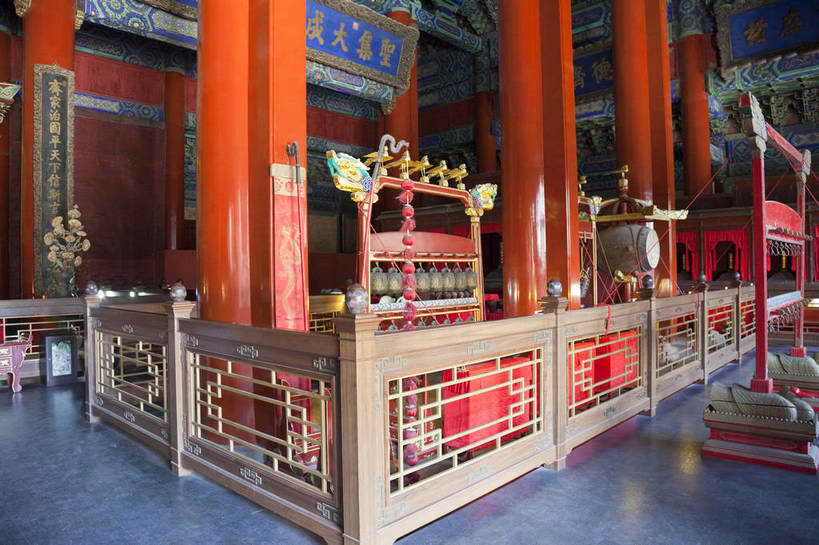 无人,横图,特写,白天,旅游,名胜古迹,标志建筑,地标,建筑,雕塑,北京,中国,艺术,装饰,雕刻,雕像,柱子,文化遗产,建筑群,古典,建设,工艺品,旅游胜地,纪念,美术,中国文化,主题,陈列,东亚,功能,美学,旅行,传统文化,国子监,bj174