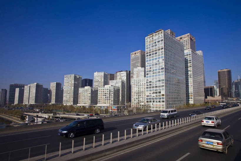 无人,横图,室外,白天,旅游,度假,商务,名胜古迹,标志建筑,城市,道路,地标,建筑,汽车,北京,中国,亚洲,遗迹,景观,交通,首都,古迹,文物,娱乐,建设,现代,古建筑,天空,享受,休闲,旅游胜地,摩天大厦,商务楼,放松,金融,经济,贸易,金融中心,古文明,东亚,中华人民共和国,北京市,京,北平,华北地区,繁荣,旅行,商业,北京CBD,北京商务中心区,中国北京大北窑,建外SOHO,bj174