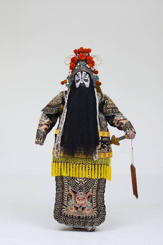 中年人,一个人,演员,竖图,彩色,白色背景,正面,化妆,北京,中国,亚洲,仅一个人,表演,艺术,造型,鲜艳,头饰,图片,注视,文化,脸谱,观察,看,站着,表情,竖,姿势,摄影,服饰,观看,动作,察看,关注,中国文化,戏剧,民族服饰,演出服,京剧,东亚,戏曲,国粹,军事家,男人,中国人,全身,影棚拍摄,化装,西楚霸王,项籍,项羽,中国戏曲,传统文化,舞台妆,角色,花脸,净,bj174