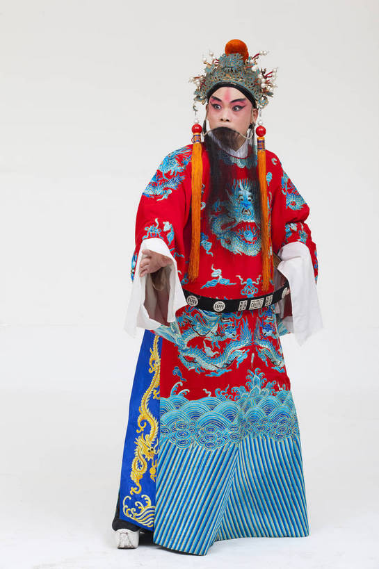 中年人,一个人,演员,竖图,彩色,白色背景,正面,化妆,北京,中国,亚洲,仅一个人,表演,艺术,造型,鲜艳,头饰,图片,注视,文化,脸谱,观察,看,站着,表情,竖,姿势,摄影,服饰,观看,动作,察看,关注,中国文化,戏剧,民族服饰,演出服,京剧,东亚,戏曲,国粹,刘备,男人,中国人,全身,影棚拍摄,化装,中国戏曲,传统文化,舞台妆,角色,老生,须生,正生,bj174