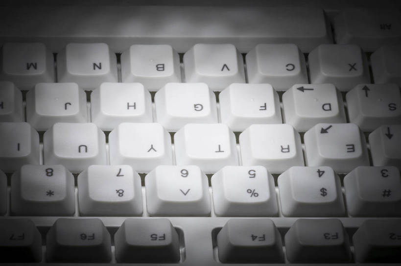 无人,横图,电脑,显示器,鼠标,键盘,静物,局部,网络,教育,输入设备,通讯设备,台式电脑,摄影,影棚,摄影棚,通信设备,想象,输出设备,按键,电脑键盘,沟通,影棚拍摄,拍摄,bj174