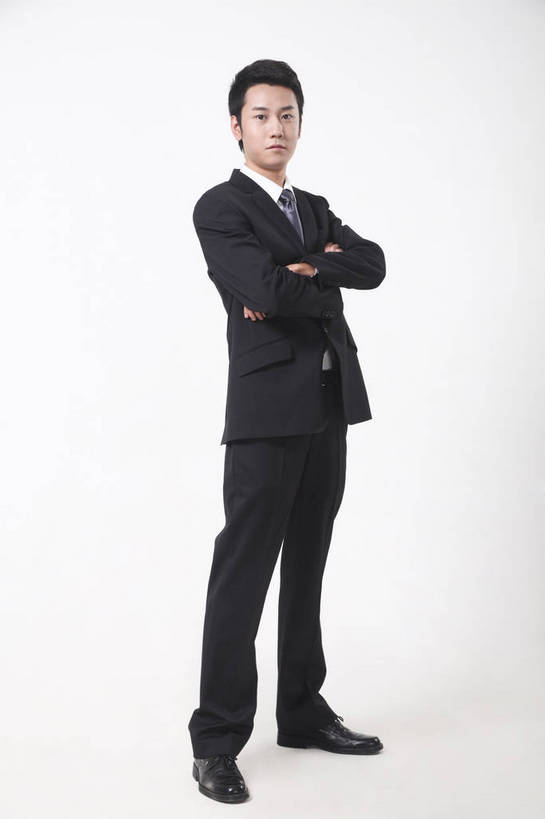 东方人,一个人,商务人士,微笑,竖图,彩色,室内,白色背景,正面,衬衫,西装,商务,安全,成功,职员,亚洲,中年,伸展,套装,正装,平静,人像,工作,领带,年轻,生活,注视,黄种人,现代,东方,一个,白色,观察,看,职业,健康,成年,成人,成熟,色彩,压力,友好,专注,舒展,金融,影棚,生活方式,经济,观看,宁静,察看,姿态,关注,气质,目标,和平,安详,贸易,形象,太平,安适,安好,宁靖,男人,男性,亚洲人,中国人,年轻人,白领,商人,上班族,全身,衬衣,商业,白领阶层,办公室职员,升职,行为,bj174