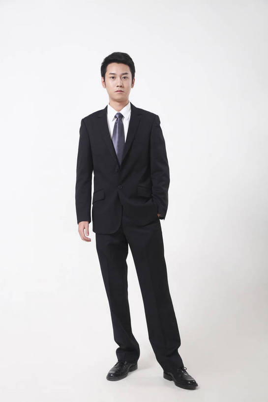 东方人,一个人,商务人士,微笑,竖图,彩色,室内,白色背景,正面,衬衫,西装,商务,安全,成功,职员,亚洲,中年,伸展,套装,正装,平静,人像,工作,领带,年轻,生活,注视,黄种人,现代,东方,一个,白色,观察,看,职业,健康,成年,成人,成熟,色彩,压力,友好,专注,舒展,金融,影棚,生活方式,经济,观看,宁静,察看,姿态,关注,气质,目标,和平,安详,贸易,形象,太平,安适,安好,宁靖,男人,男性,亚洲人,中国人,年轻人,白领,商人,上班族,全身,衬衣,商业,白领阶层,办公室职员,升职,行为,bj174